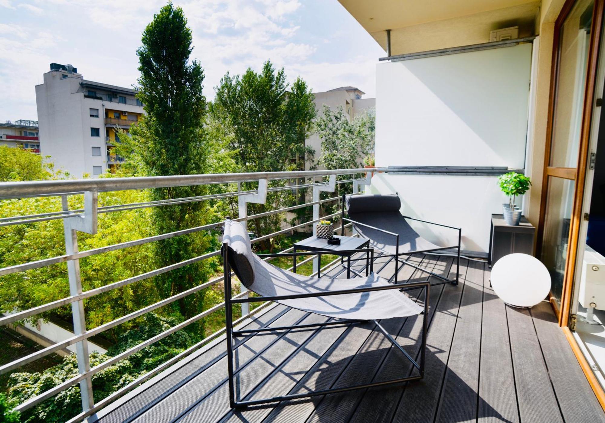 Suiteangel - Luxury Design Condo With Free Garage Budapest Exterior photo